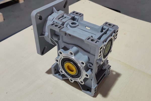 MRV063蝸輪蝸桿減速機 .jpg